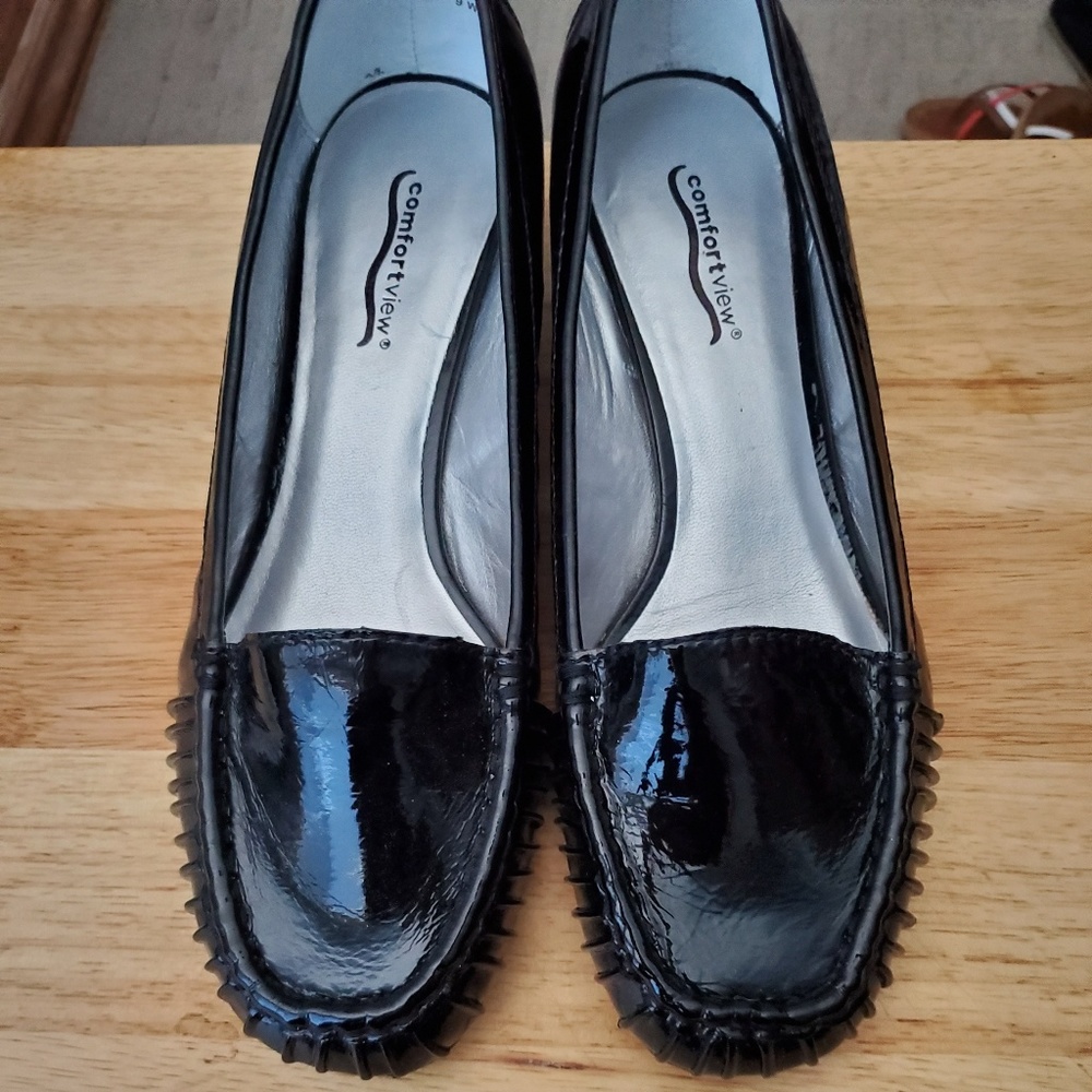 Never used, low loafer
